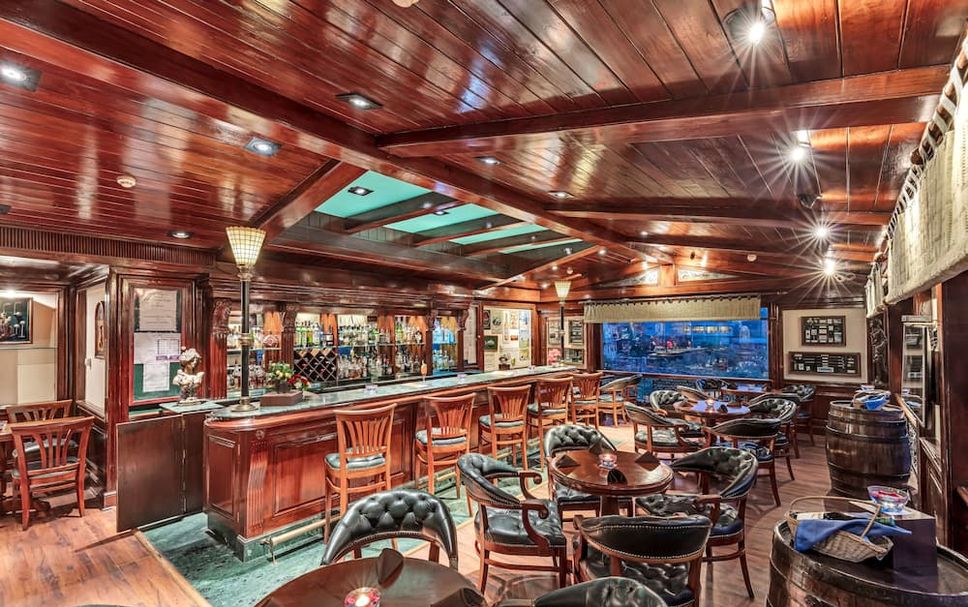 Bar Photo