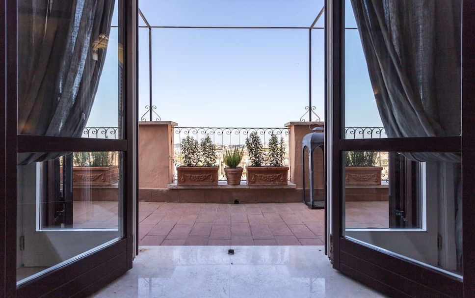 Balcony Photo