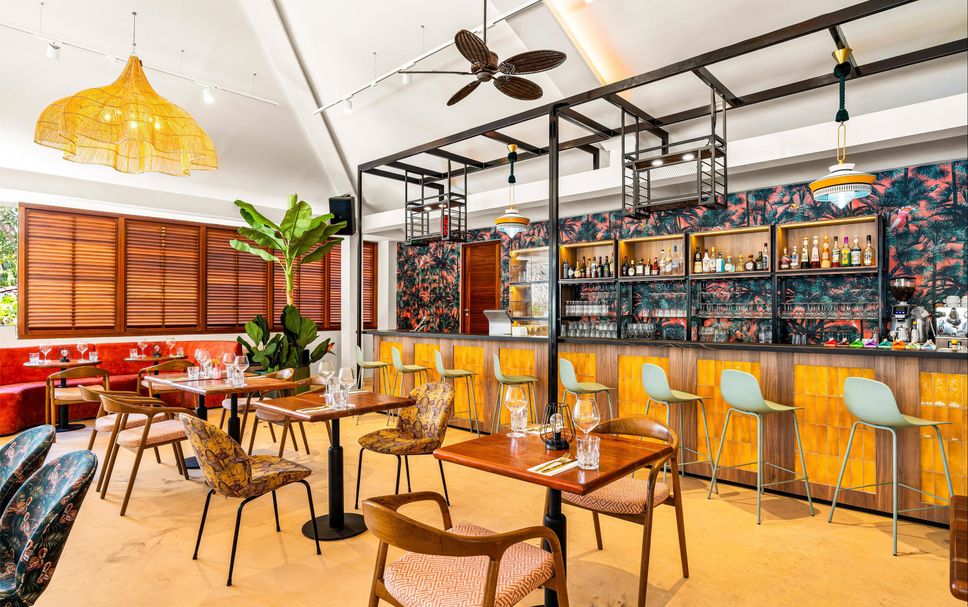 Restaurant Photo