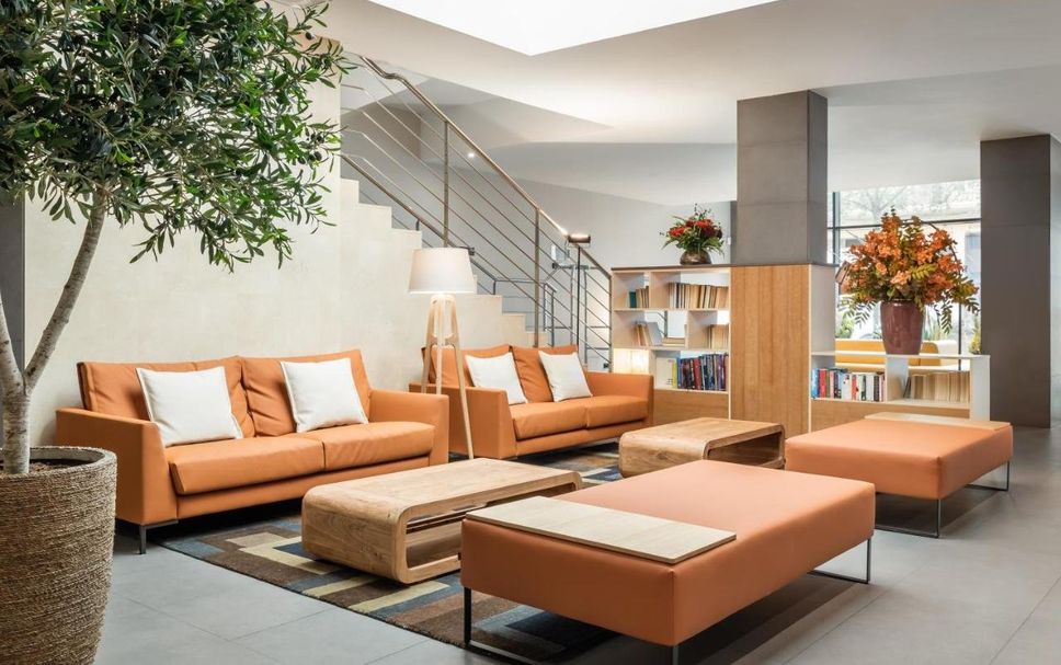 Lounge Photo