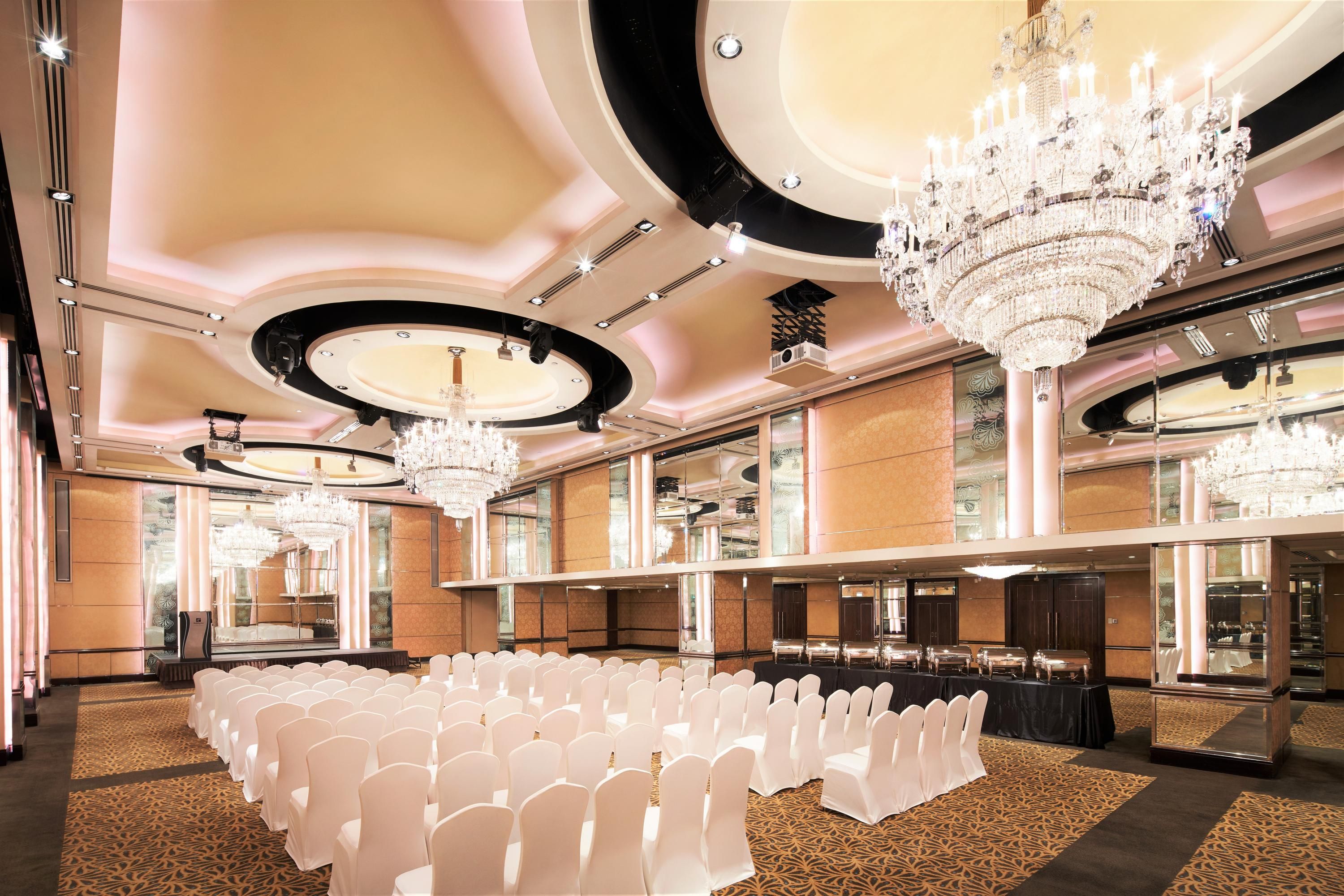 Banquet hall