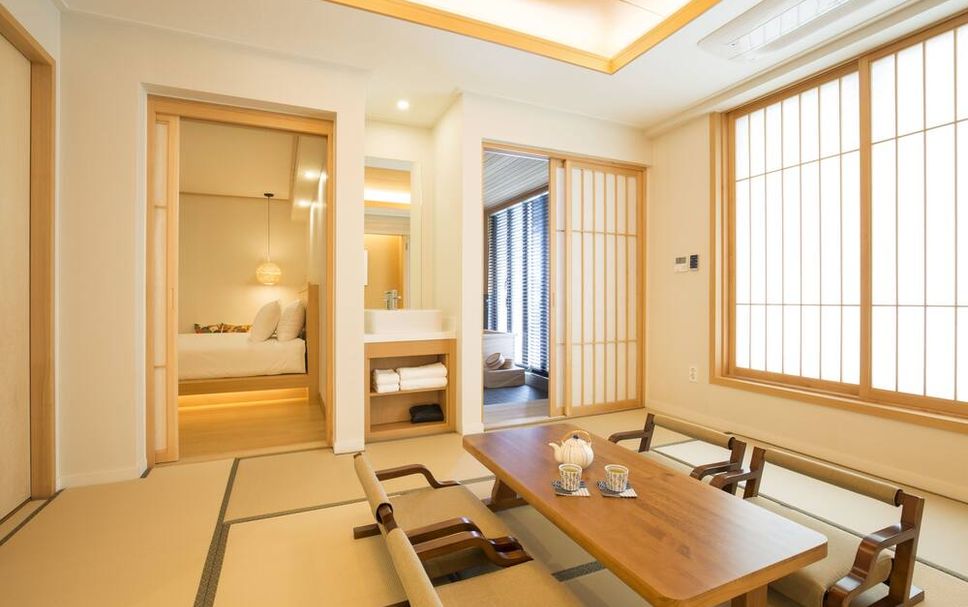 Dining room Photo