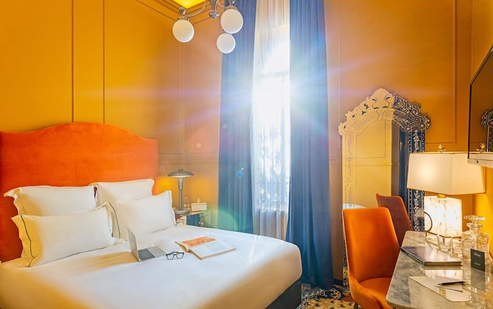 Bedroom Photo