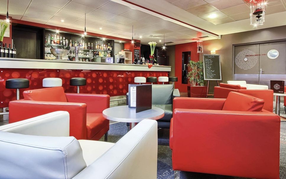 Bar Photo