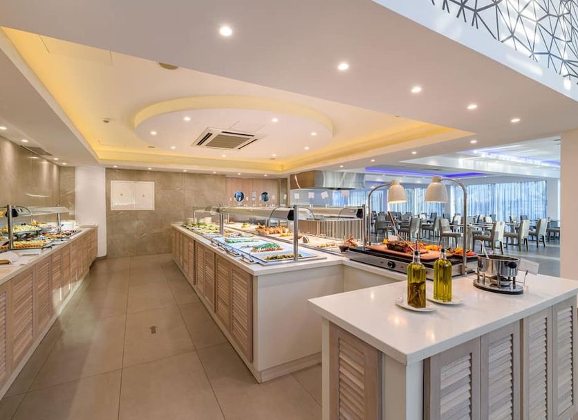 Buffet Photo