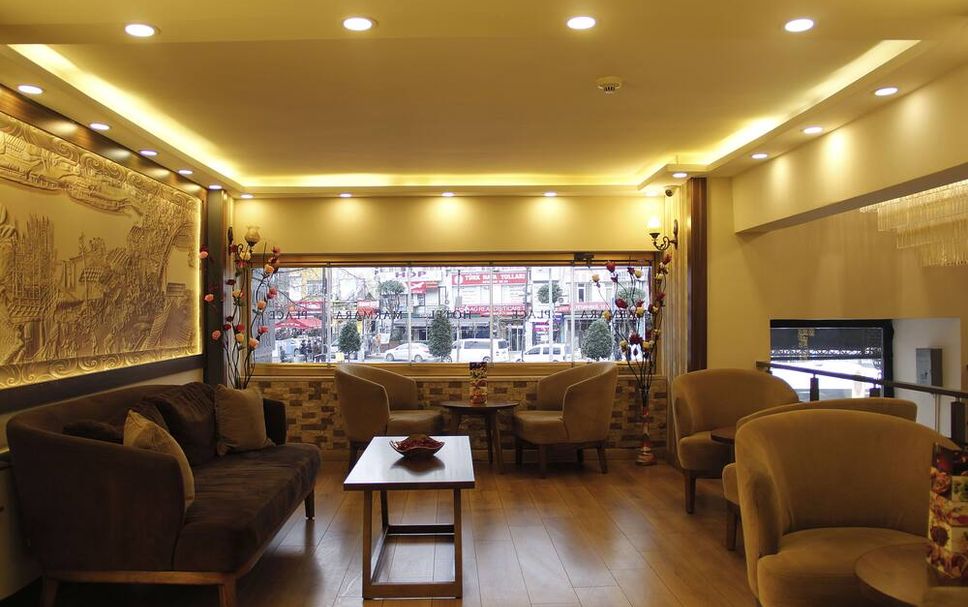 Lounge Photo