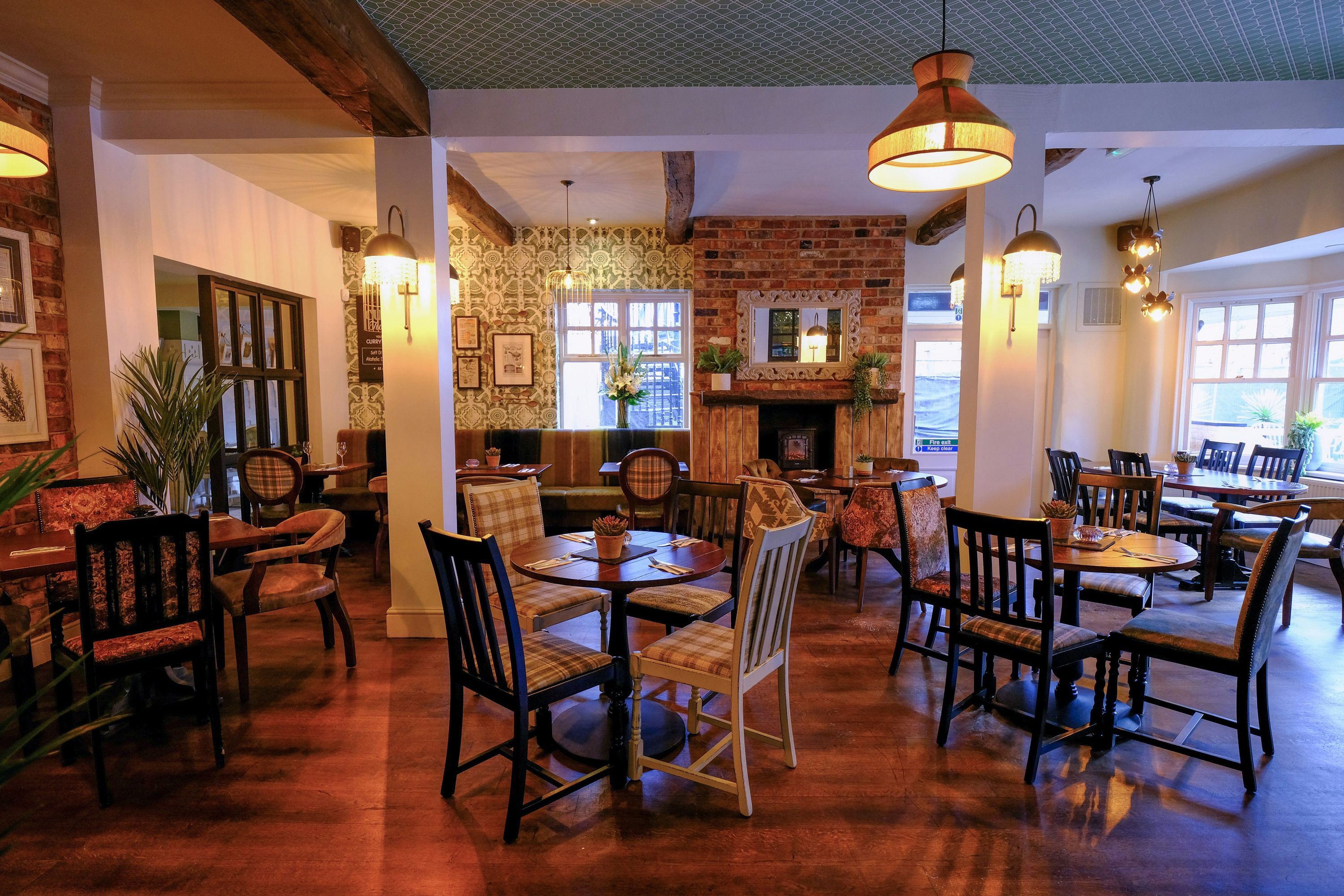 Restaurant Photo