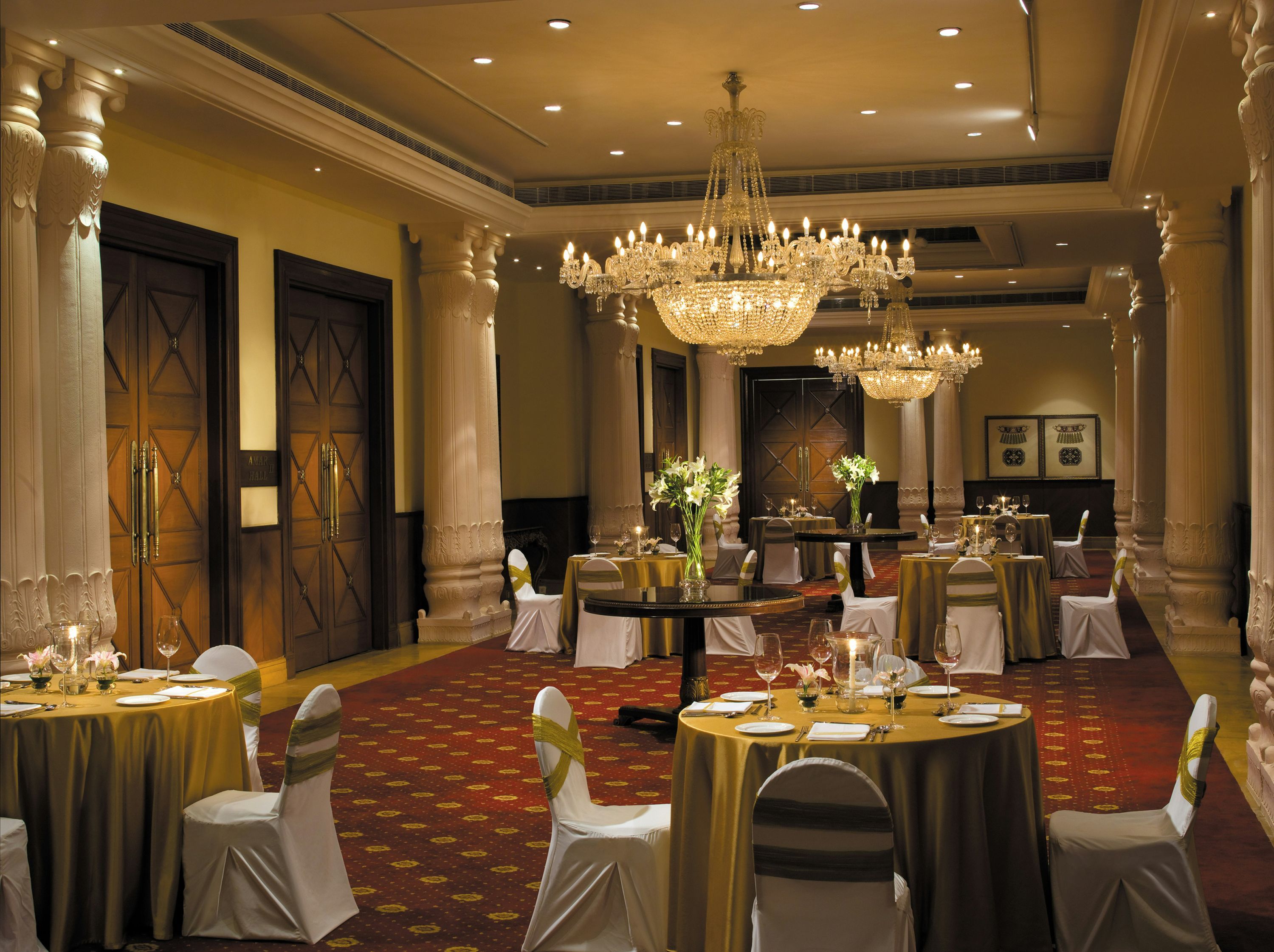 Banquet hall