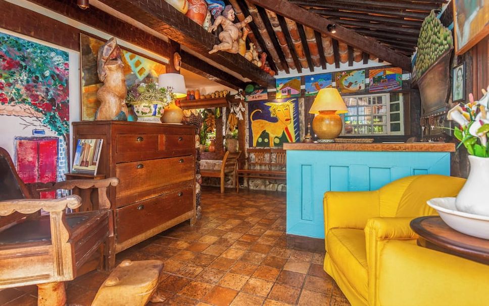 Bar Photo