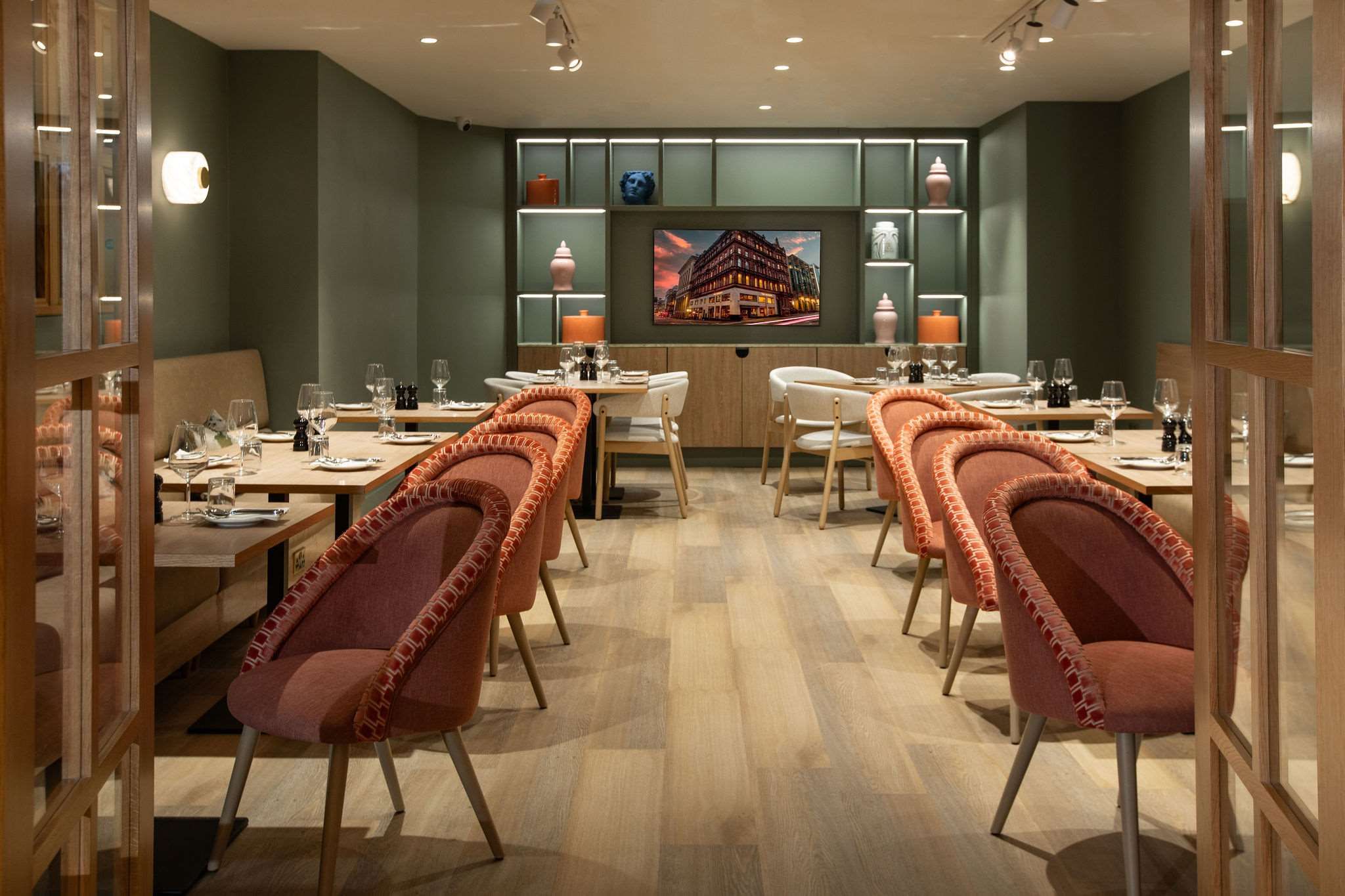 Restaurant Photo