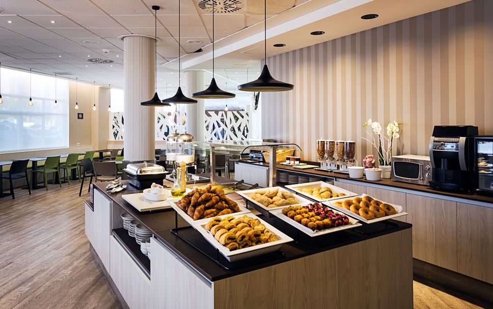 Buffet Photo