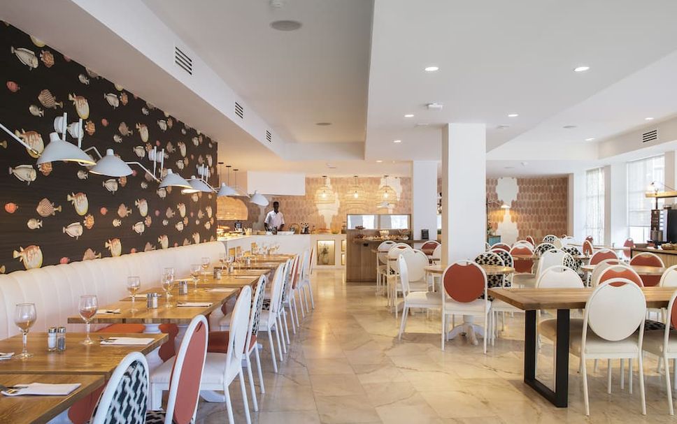Restaurant Photo