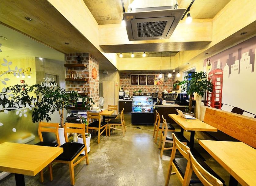 Restaurant Photo