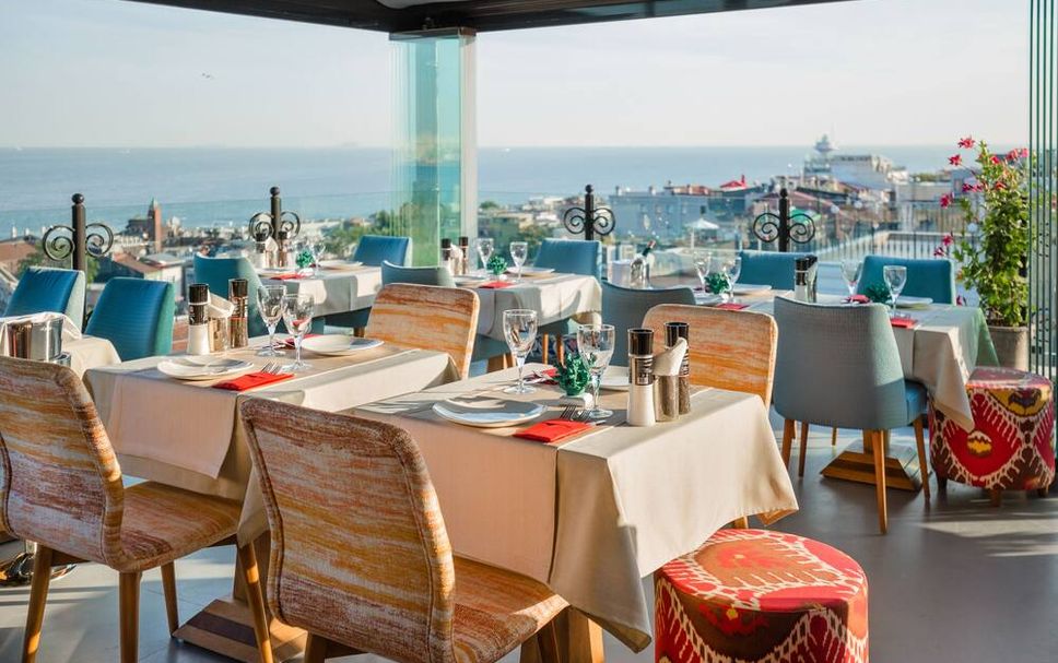 Restaurant Photo