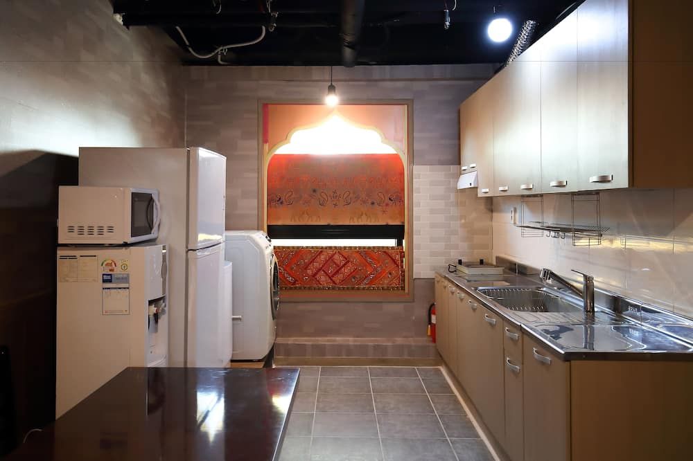 Kitchen Photo