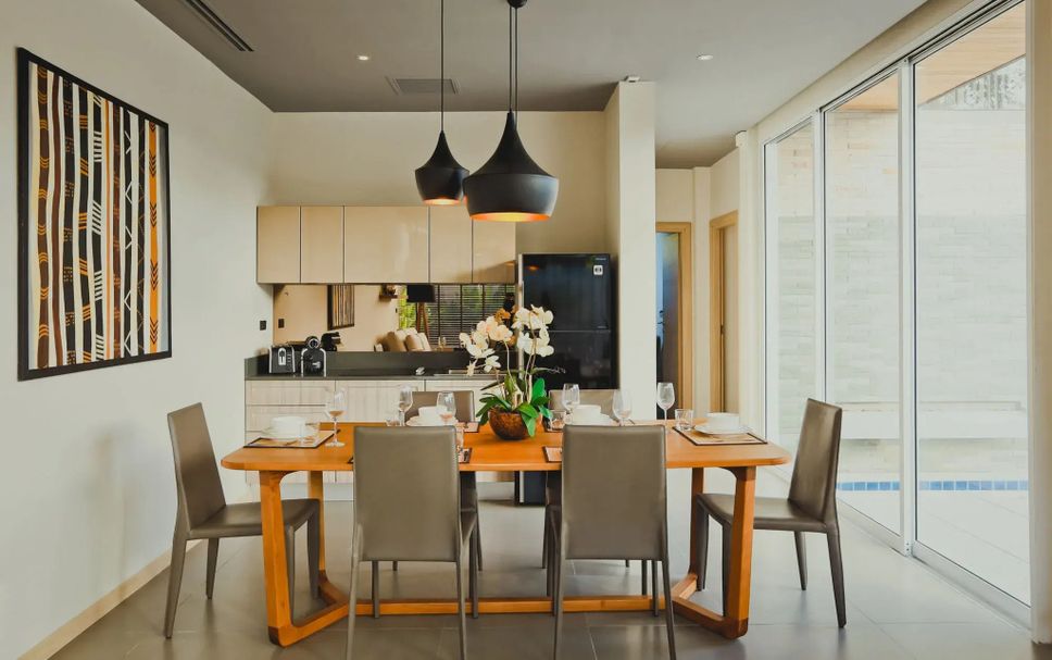 Dining room Photo
