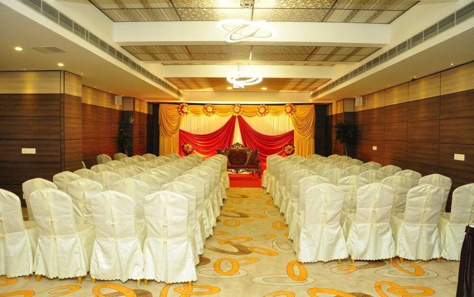 Banquet hall Photo