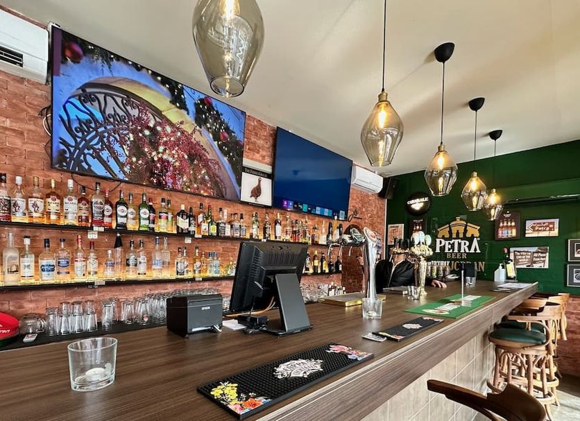 Bar Photo