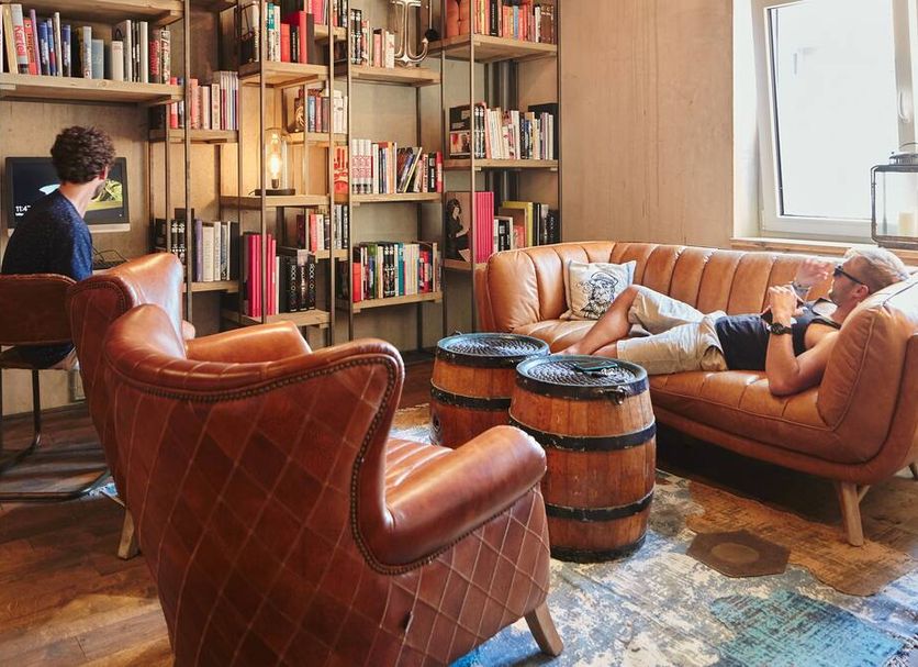 Lounge Photo