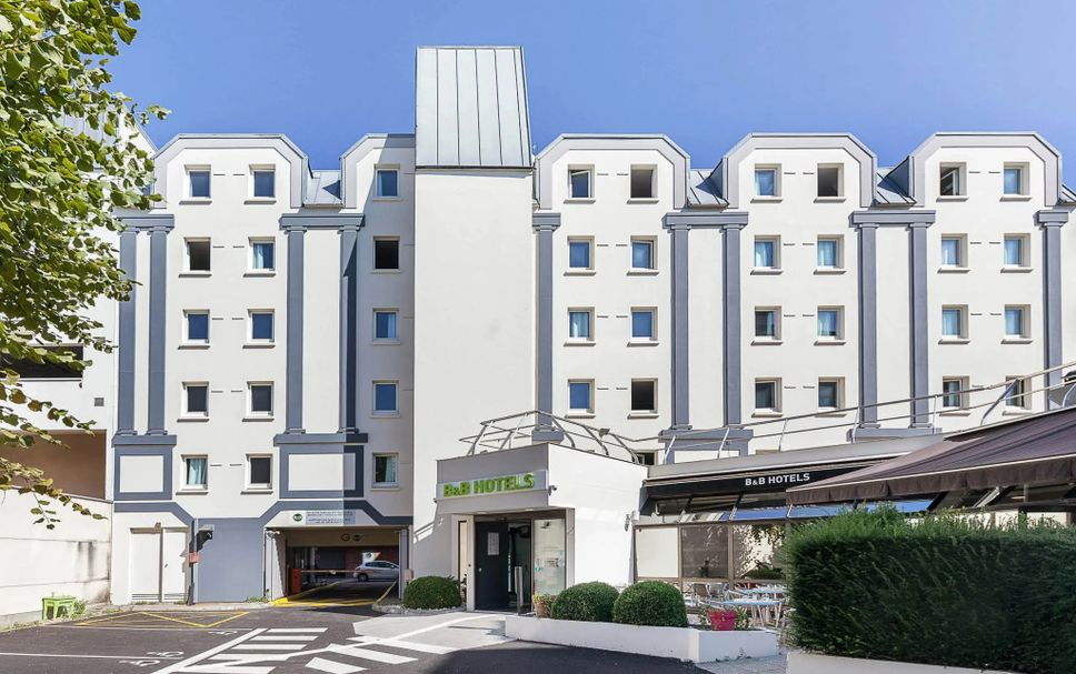 Building Photo