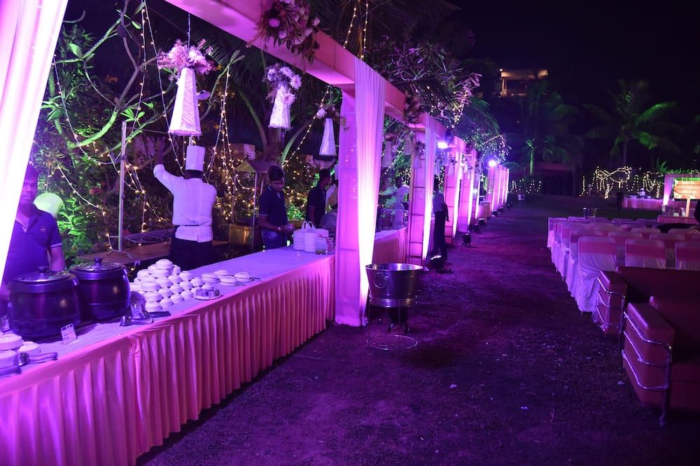 Banquet hall
