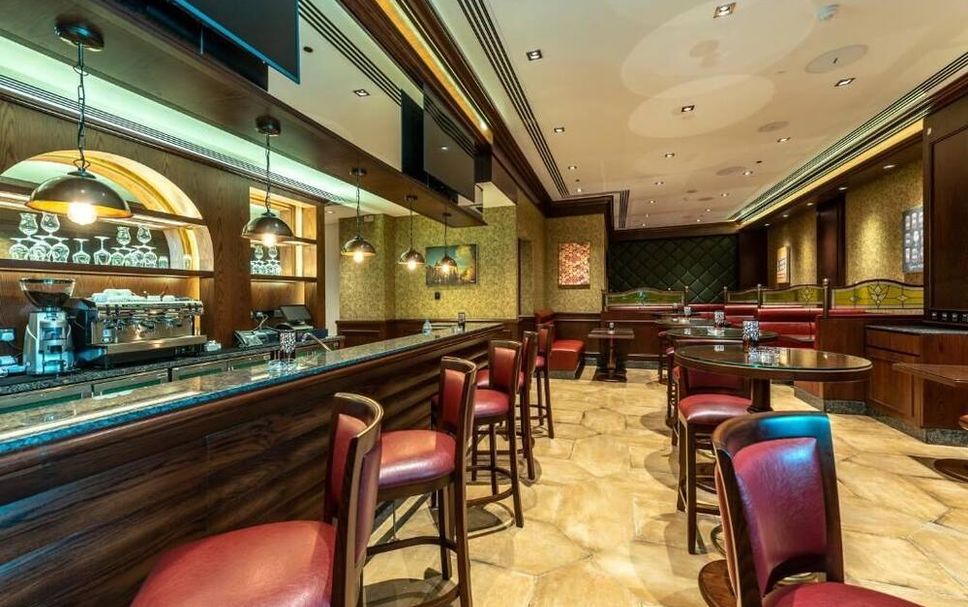 Bar Photo
