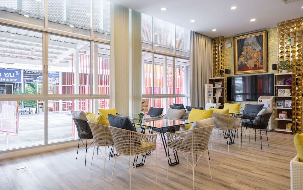 Dining room Photo