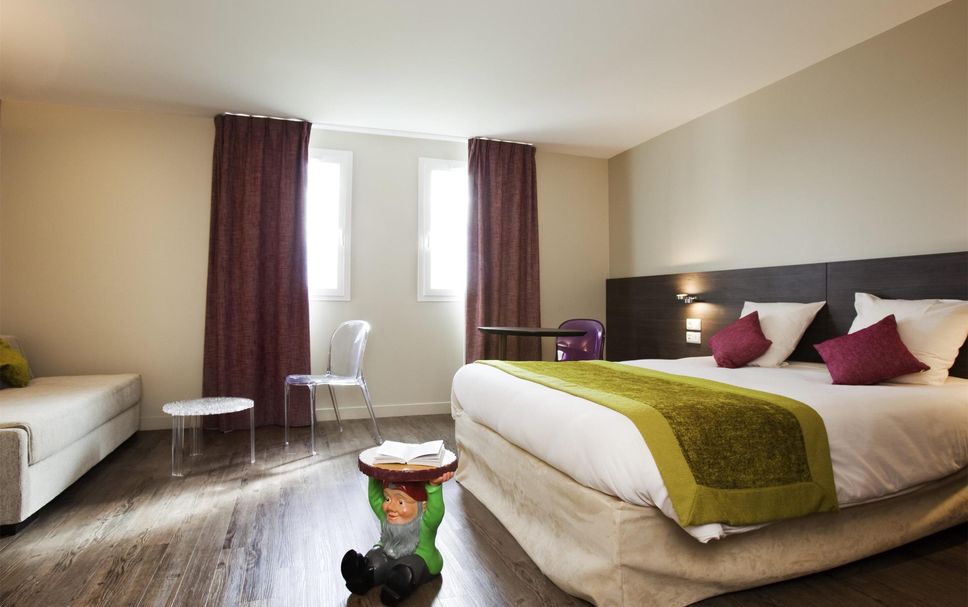 Bedroom Photo
