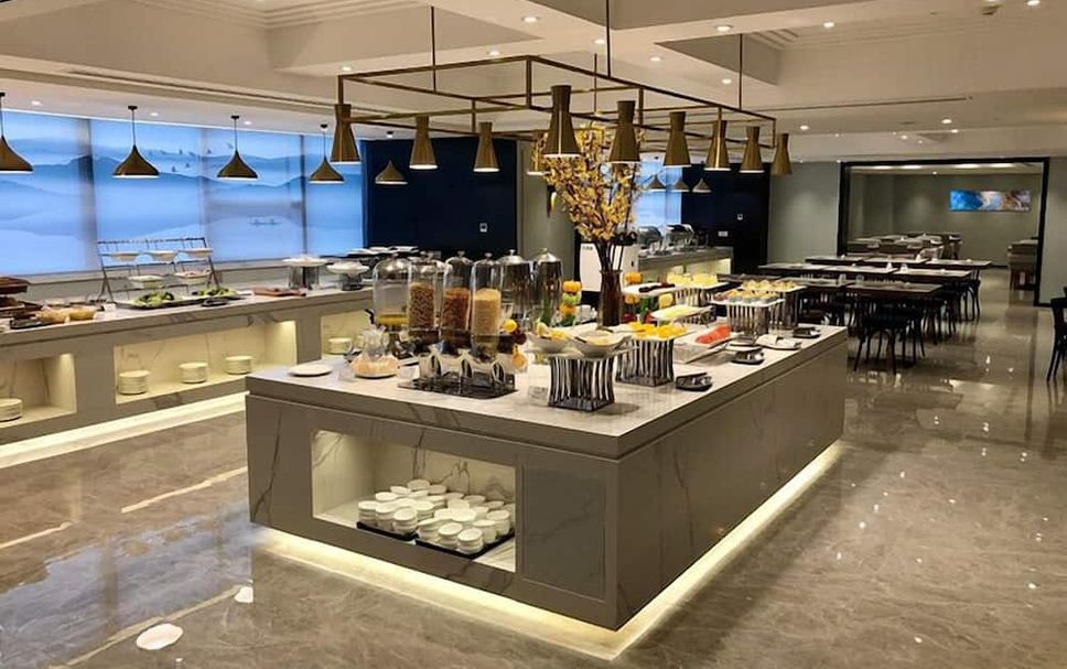 Buffet Photo