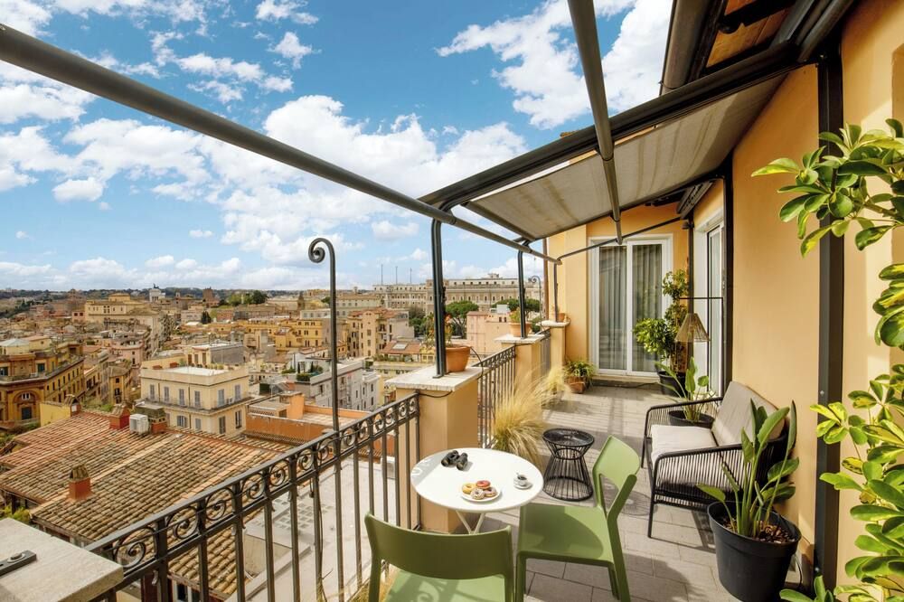 Balcony Photo