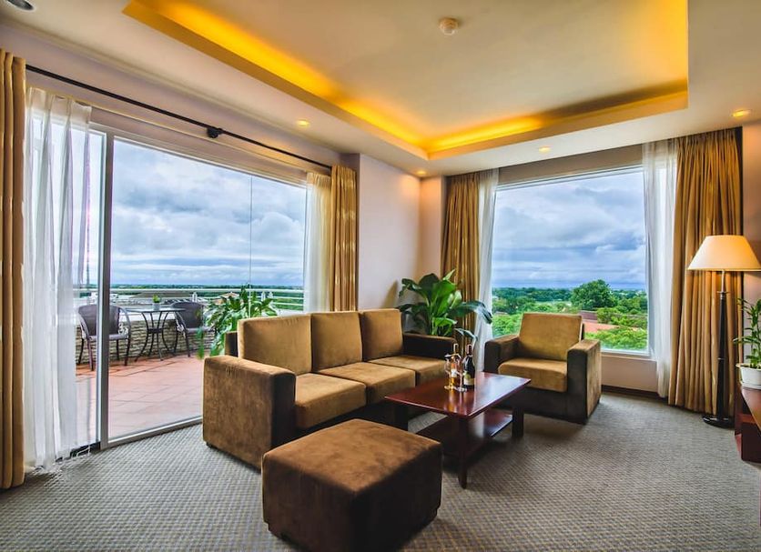 Lounge Photo
