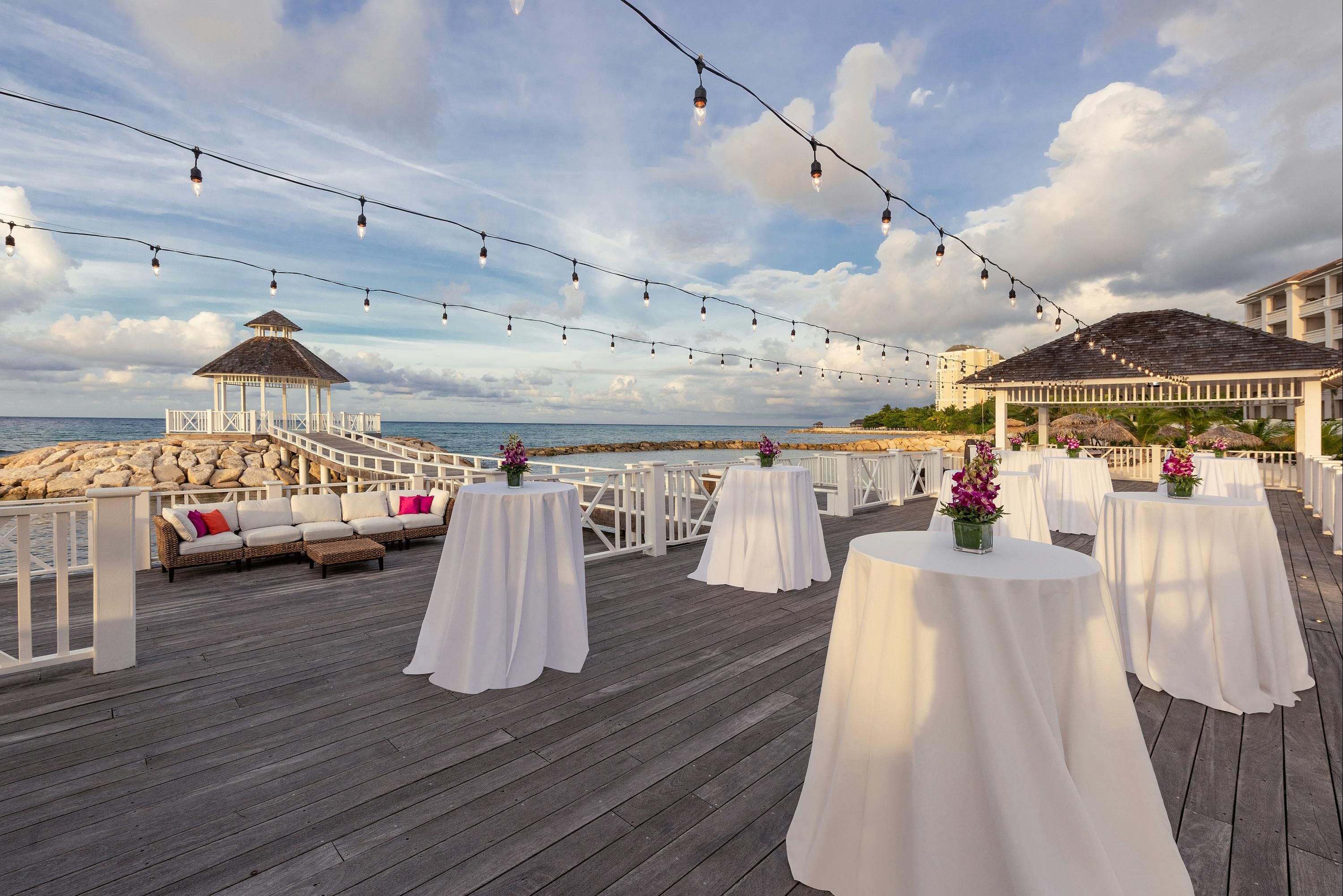 Banquet hall