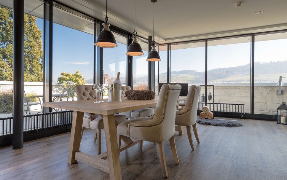 Dining room Photo
