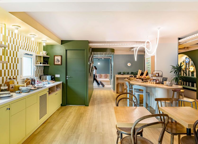 Dining room Photo