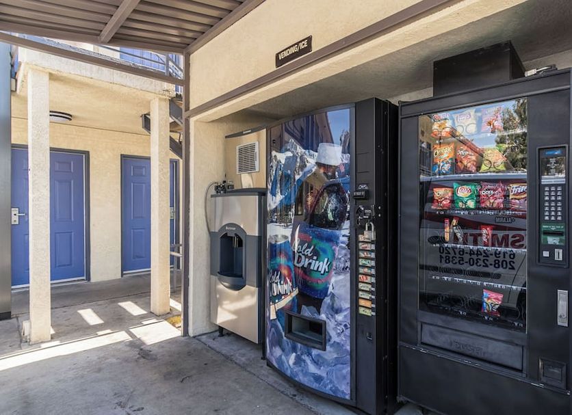 Shop Photo