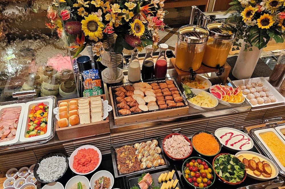 Buffet Photo