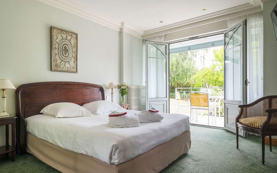 Bedroom Photo