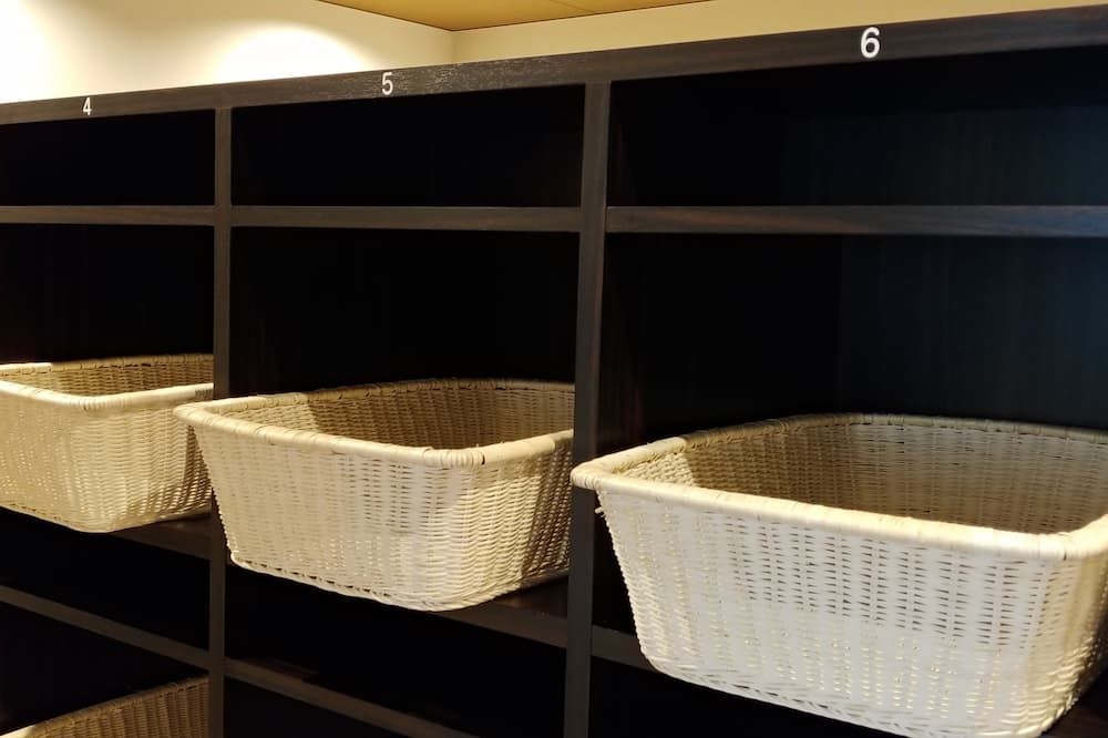 Room amenity
