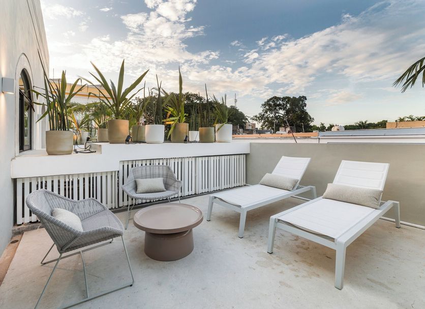 Balcony Photo