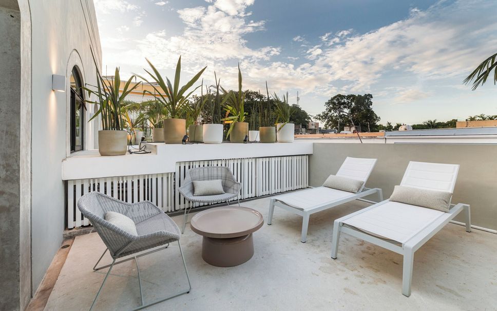 Balcony Photo