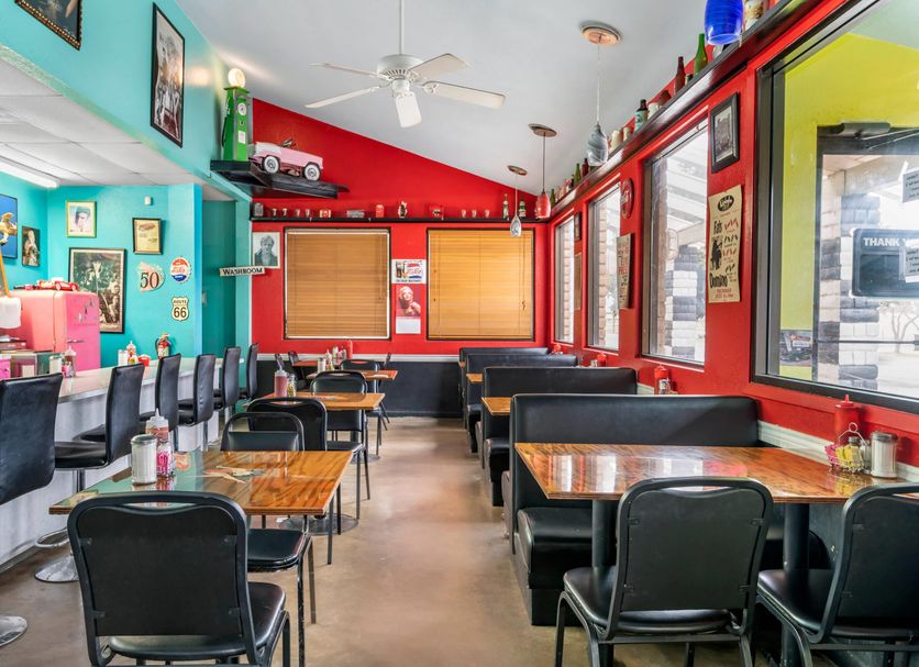 Restaurant Photo