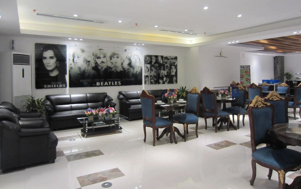 Lounge Photo