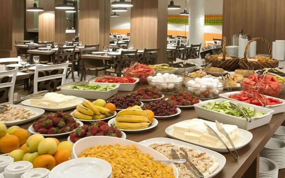 Buffet Photo