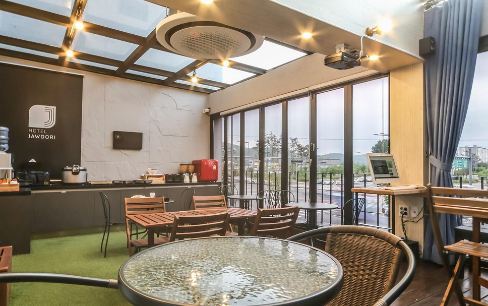 Dining room Photo