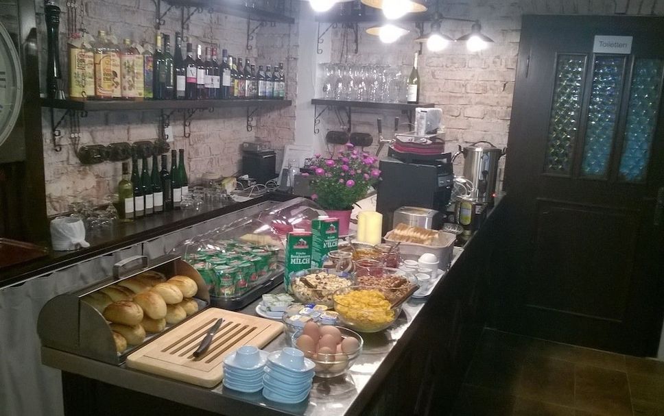 Buffet Photo