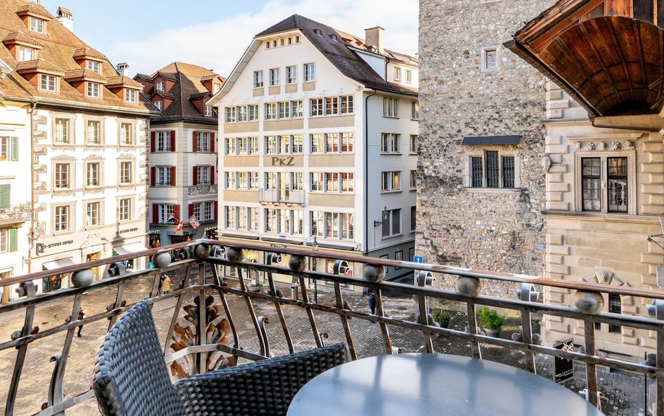 Balcony Photo