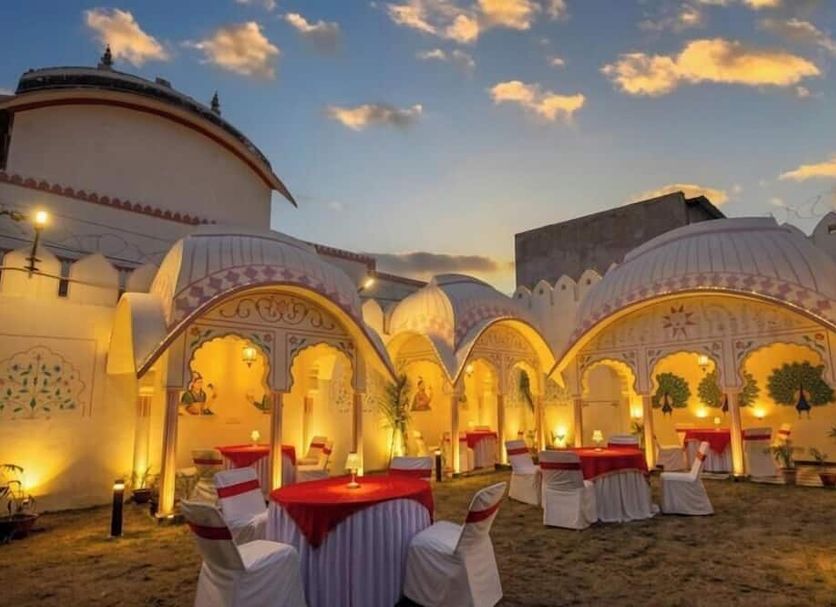 Banquet hall Photo