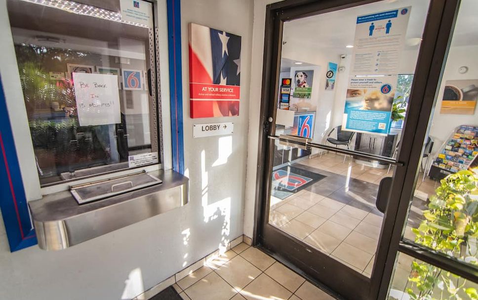 Shop Photo