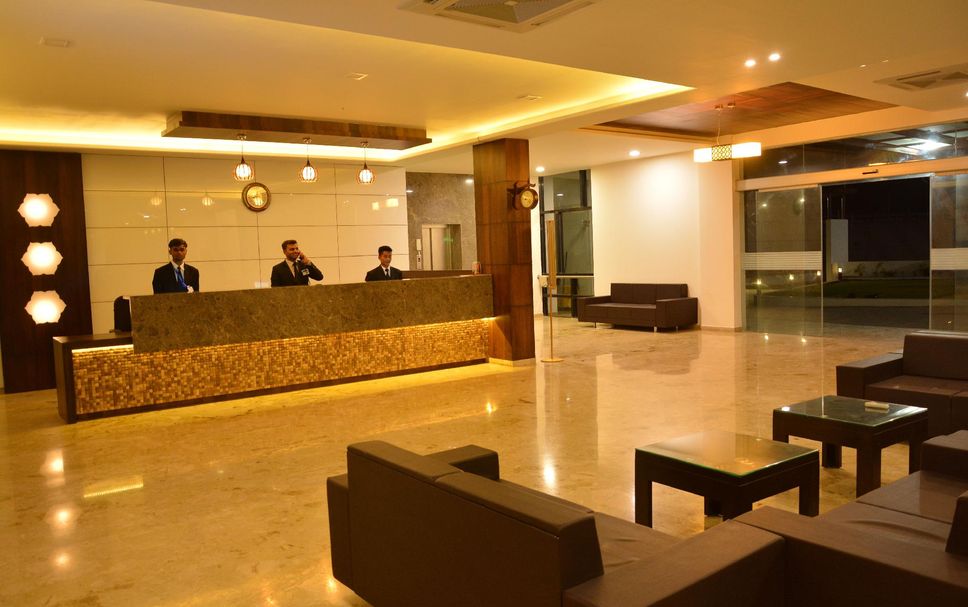 Front desk Photo
