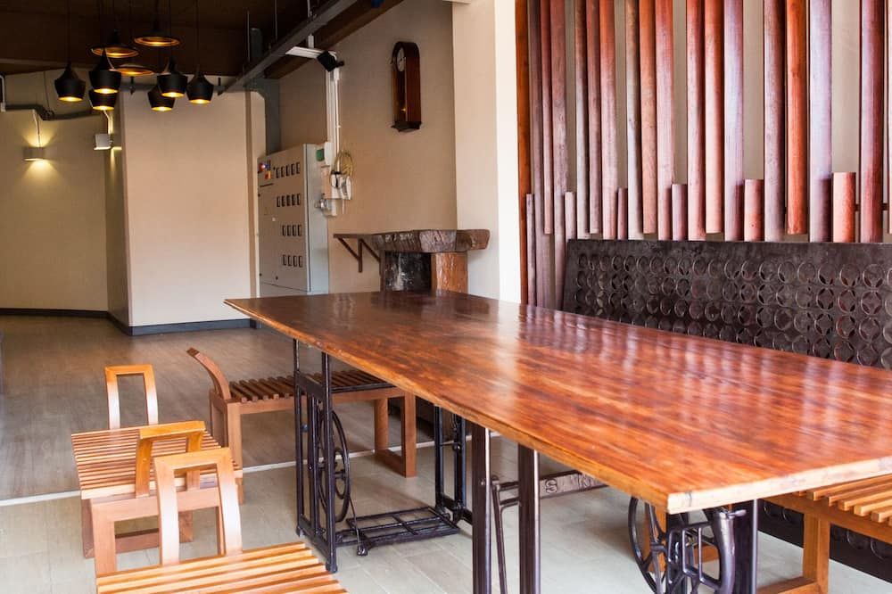 Dining room Photo
